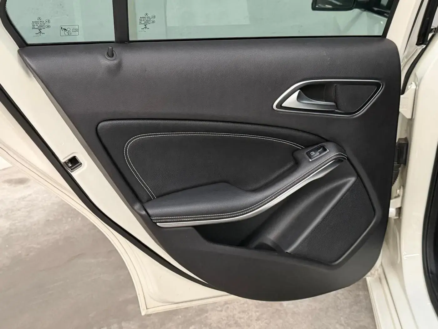 Mercedes-Benz A 180 d 7G-DCT Urban 31