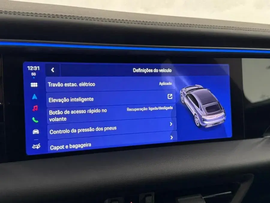 Porsche Macan Electric 4 25