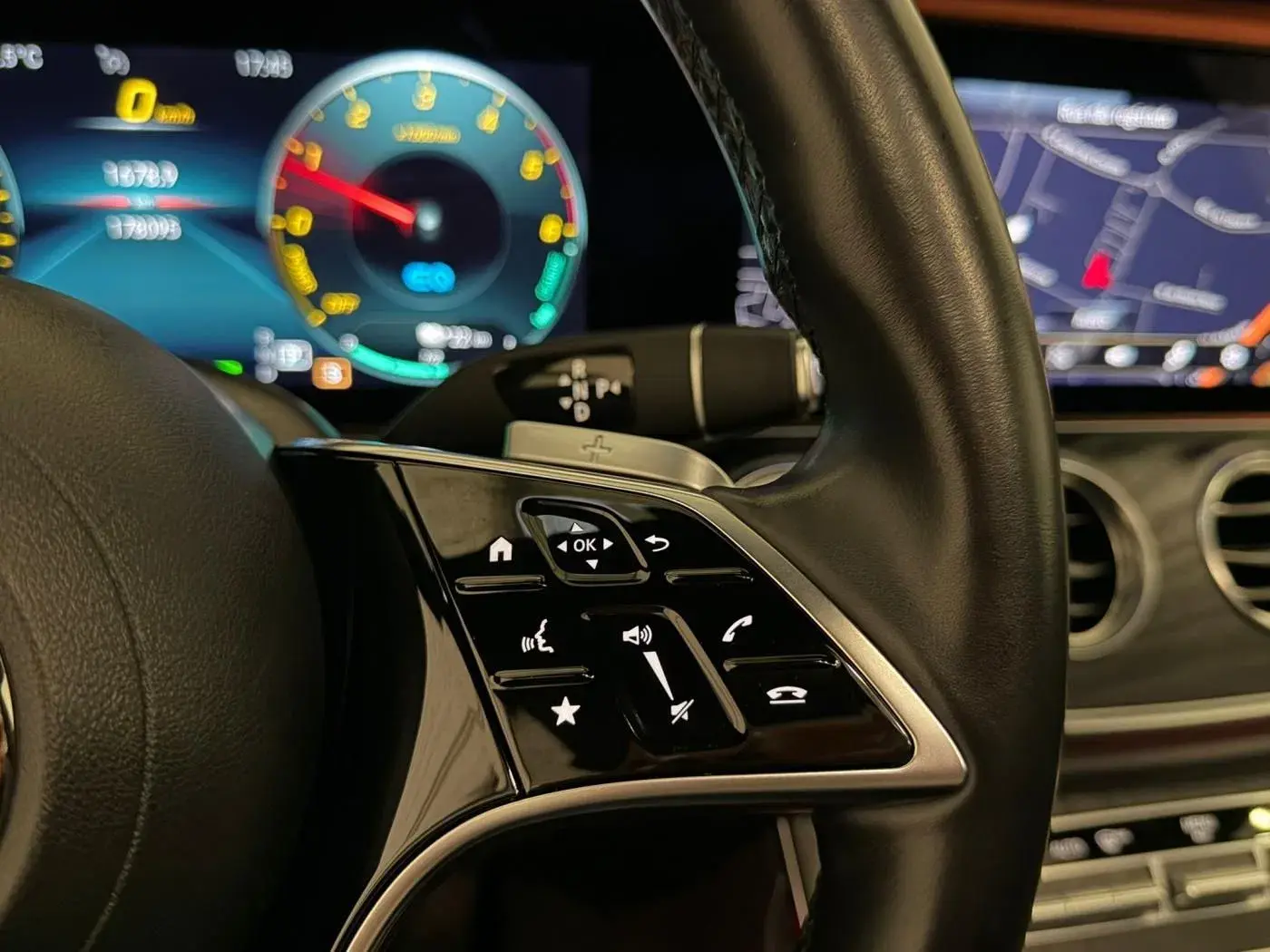 Mercedes-Benz E 300 de Avantgarde 4Matic 10