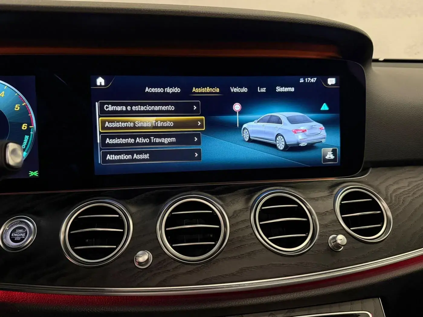 Mercedes-Benz E 300 de Avantgarde 4Matic 17