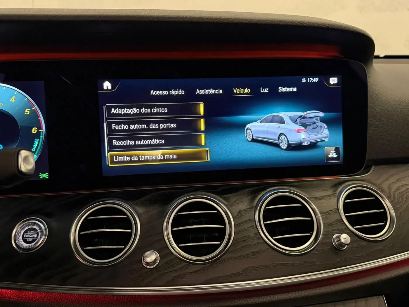 Mercedes-Benz E 300 de Avantgarde 4Matic 26