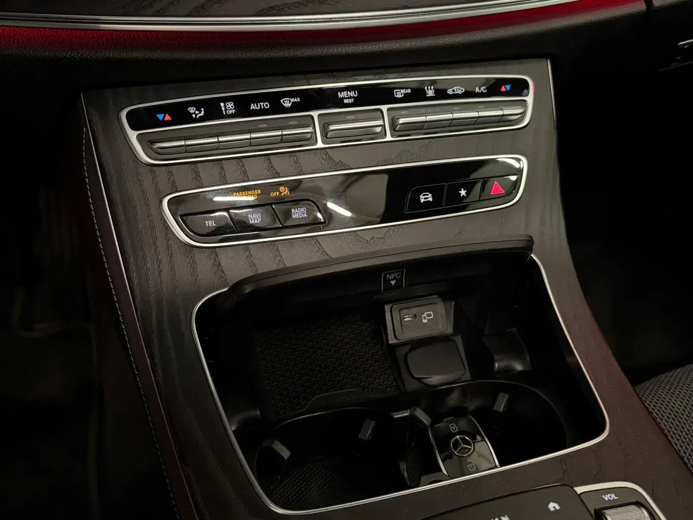 Mercedes-Benz E 300 de Avantgarde 4Matic 37