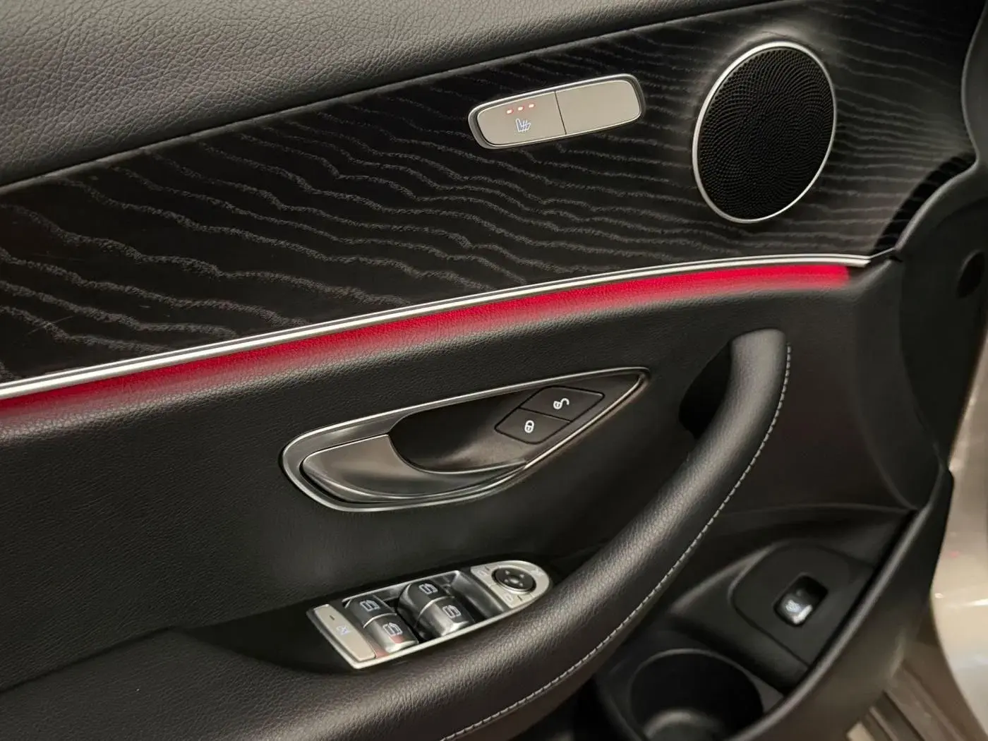 Mercedes-Benz E 300 de Avantgarde 4Matic 40
