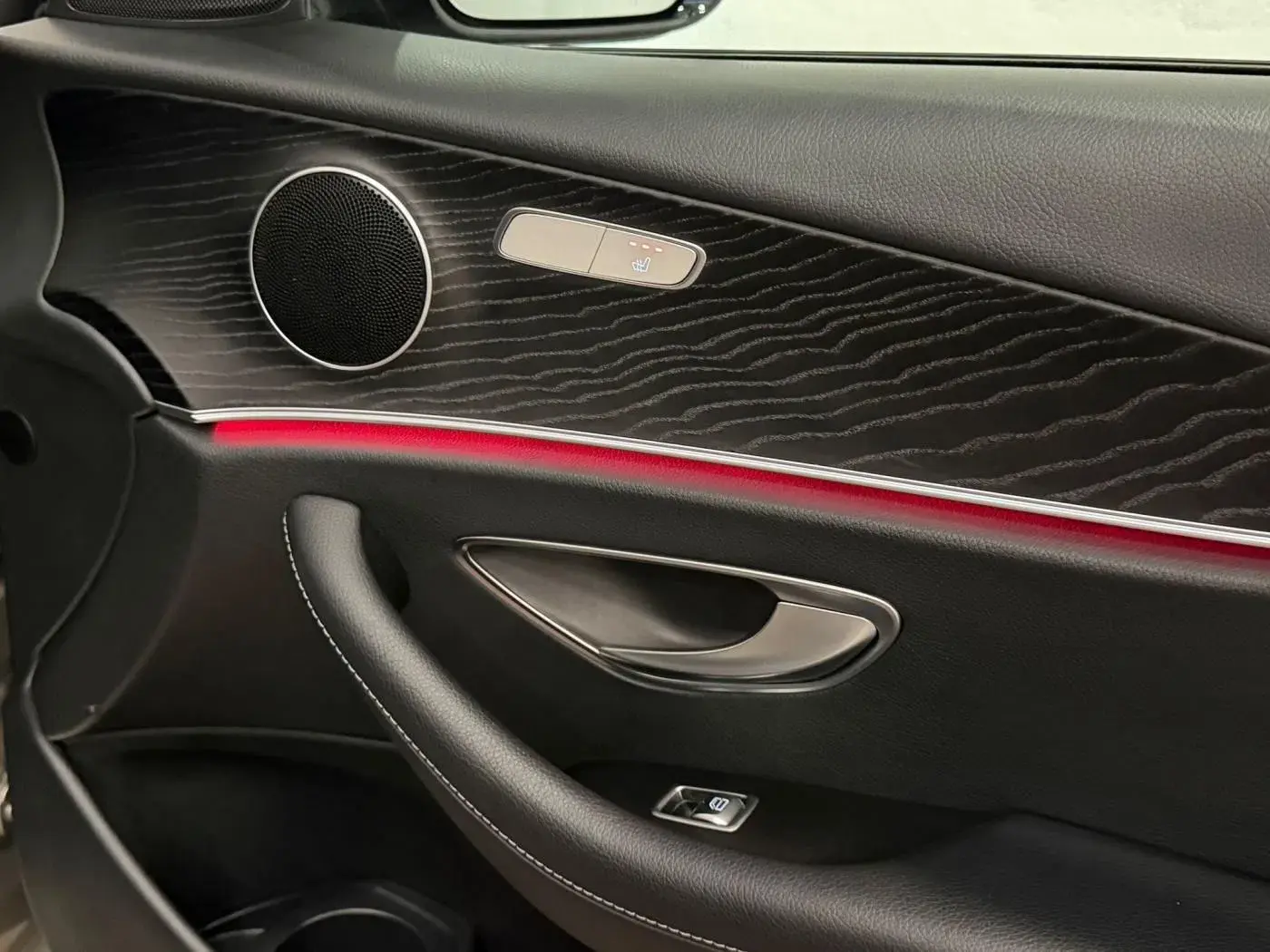 Mercedes-Benz E 300 de Avantgarde 4Matic 46