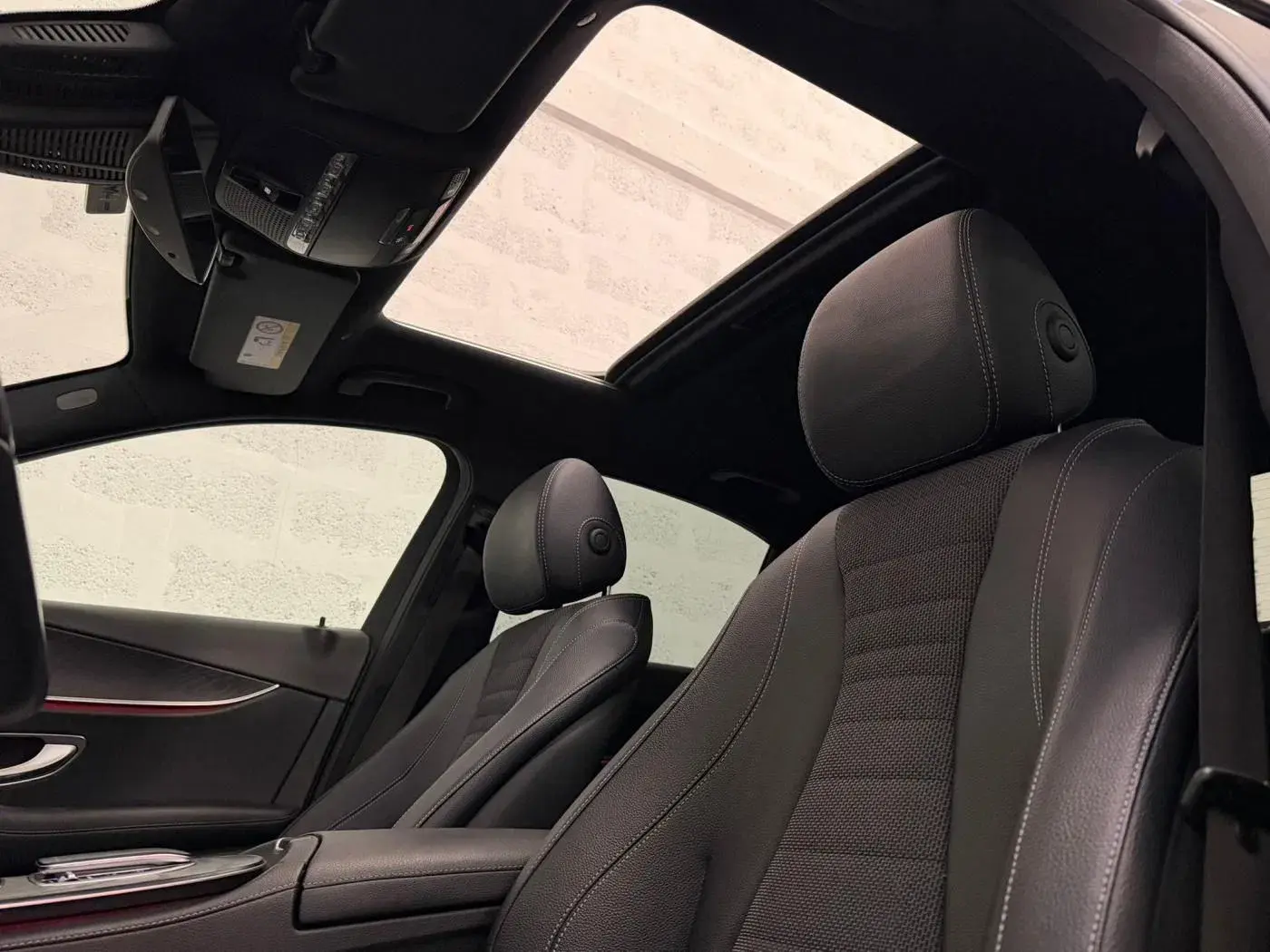 Mercedes-Benz E 300 de Avantgarde 4Matic 56