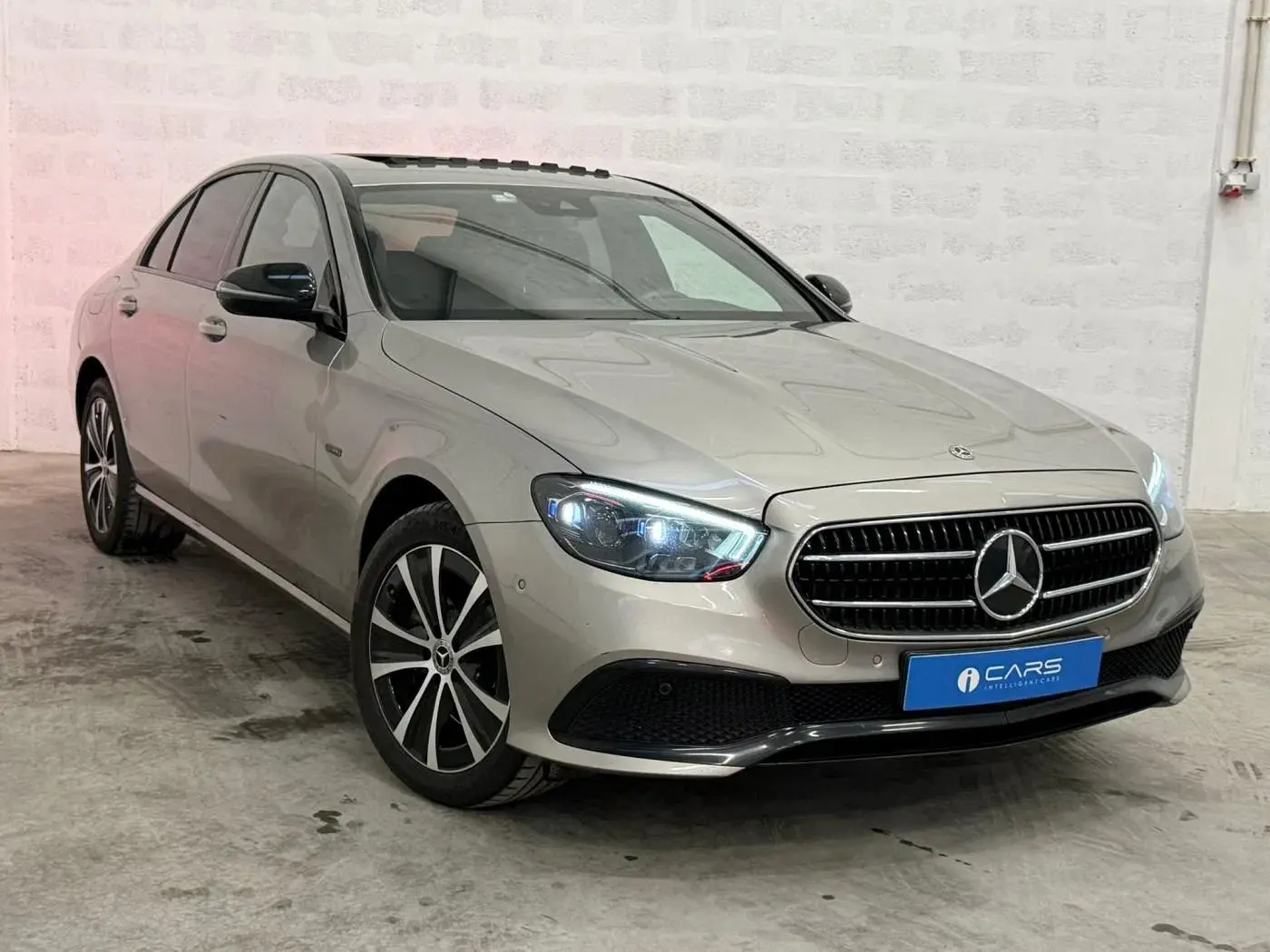 Mercedes-Benz E 300 de Avantgarde 4Matic 60