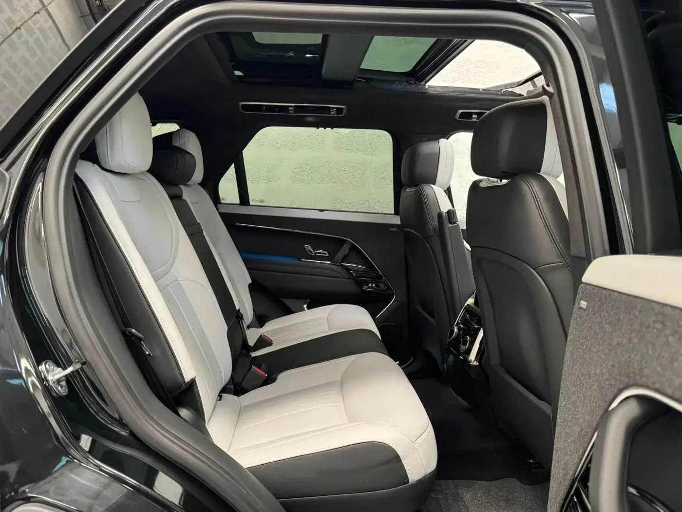 Land Rover Range Rover Sport 4.4 P530 Autobiography 43