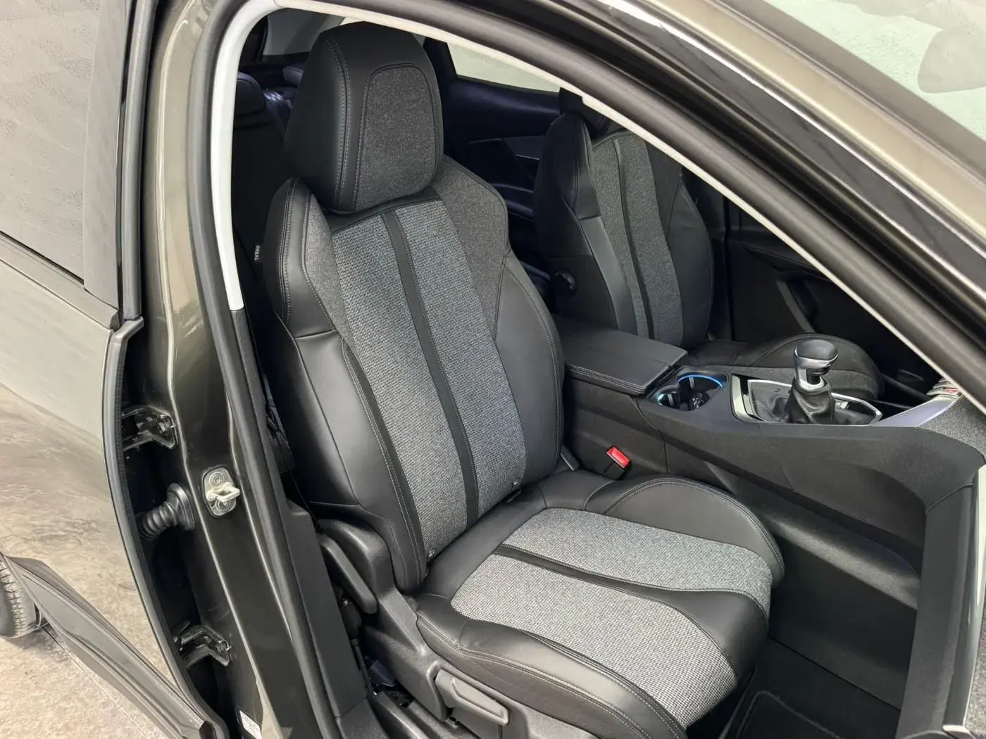 Peugeot 3008 1.5 BlueHDi Allure 33