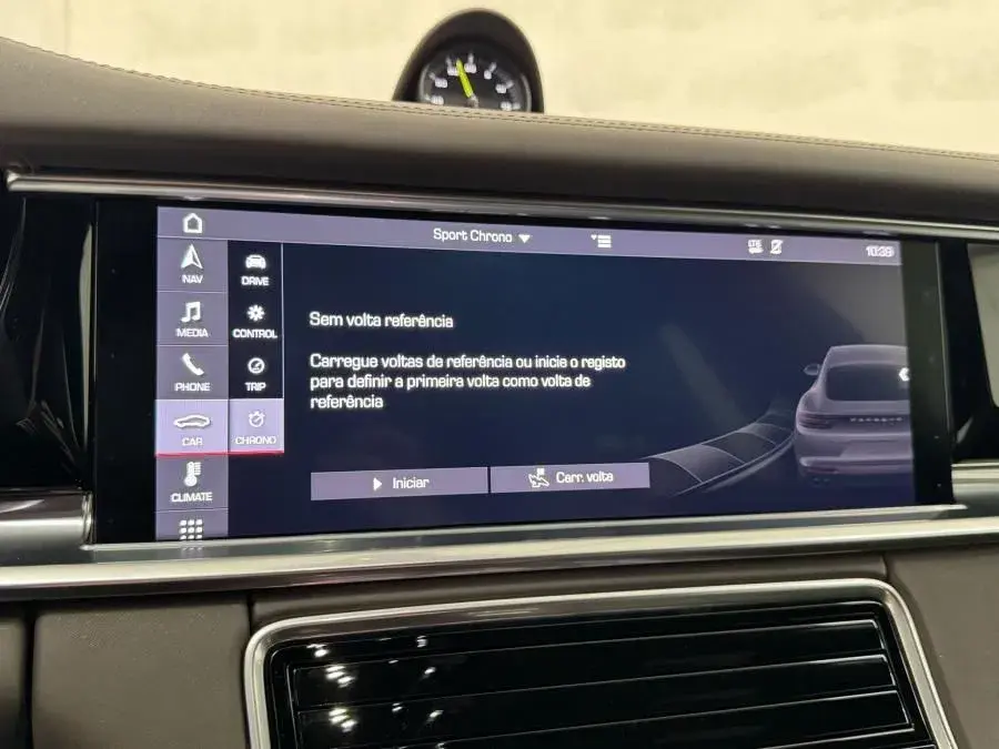 Porsche Panamera 4 E-Hybrid 29