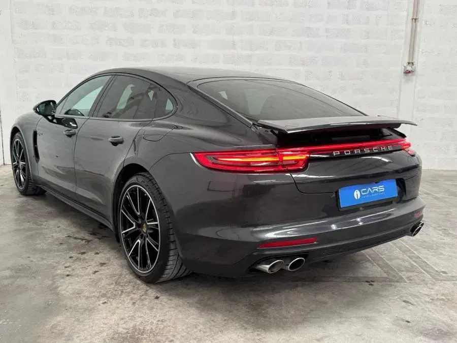 Porsche Panamera 4 E-Hybrid 45