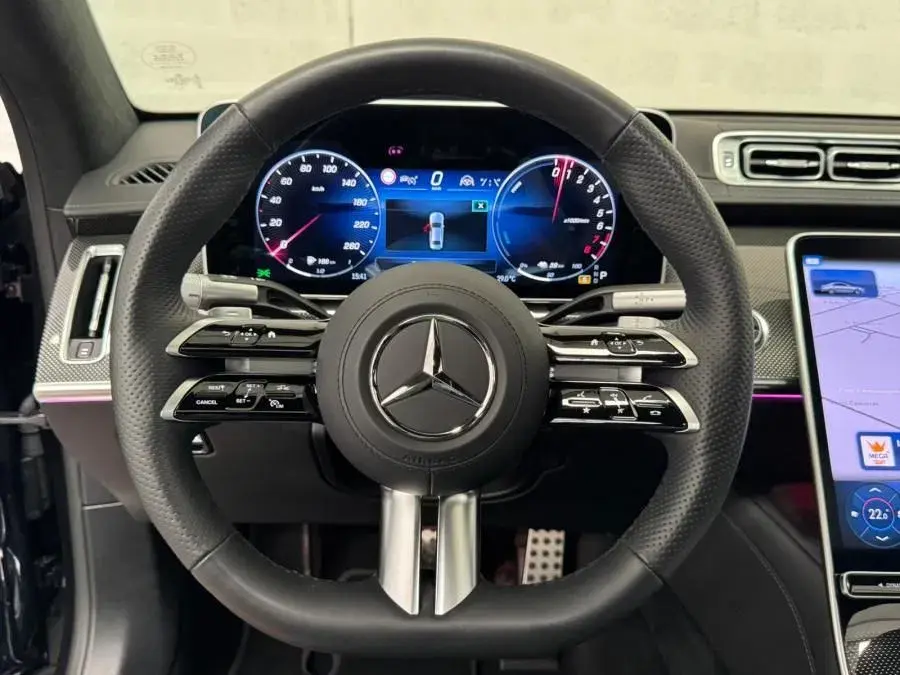 Mercedes-Benz S 580 e Longo 13
