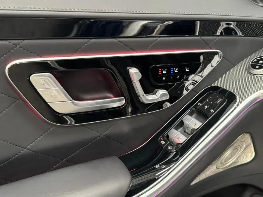 Mercedes-Benz S 580 e Longo 37