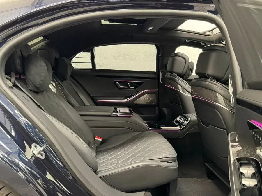 Mercedes-Benz S 580 e Longo 47