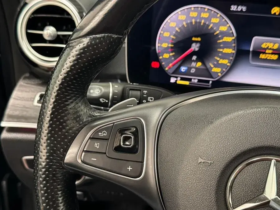 Mercedes-Benz E 220 d 4-Matic All Terrain Avantgarde + 10
