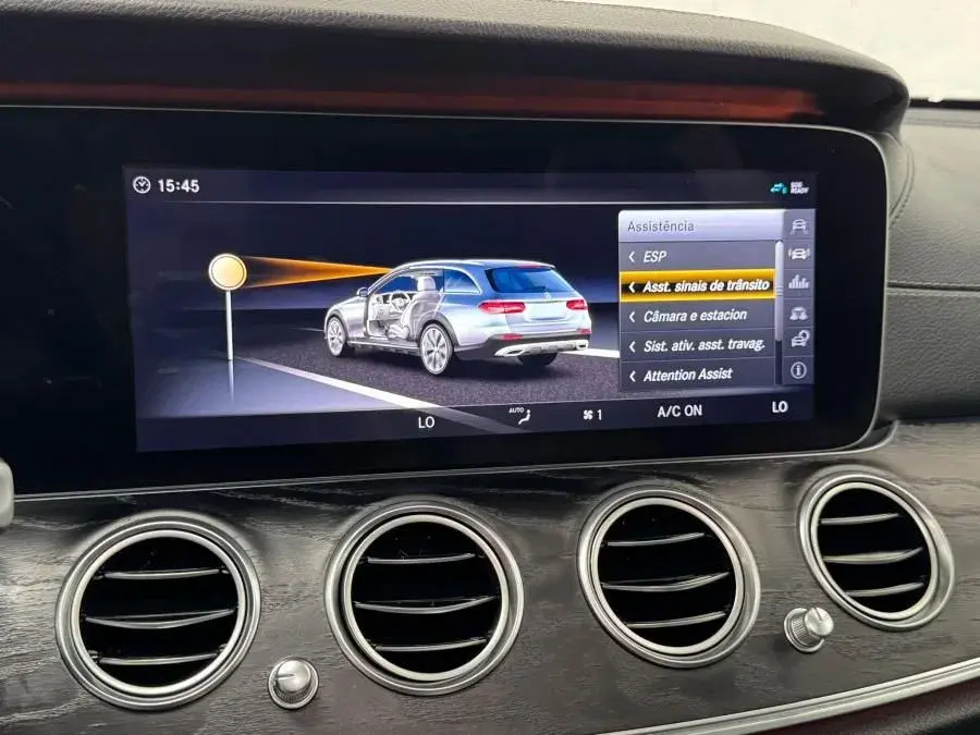 Mercedes-Benz E 220 d 4-Matic All Terrain Avantgarde + 20