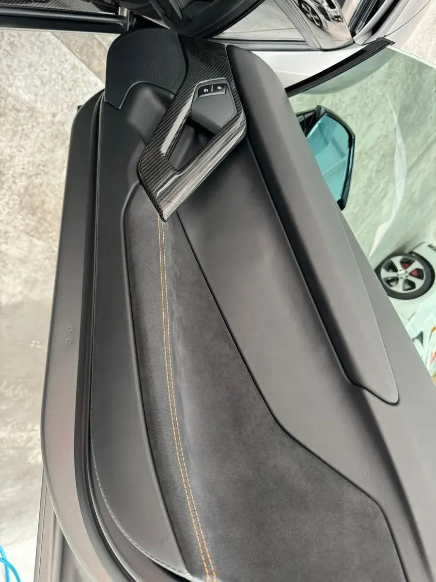 Lamborghini Aventador S 57