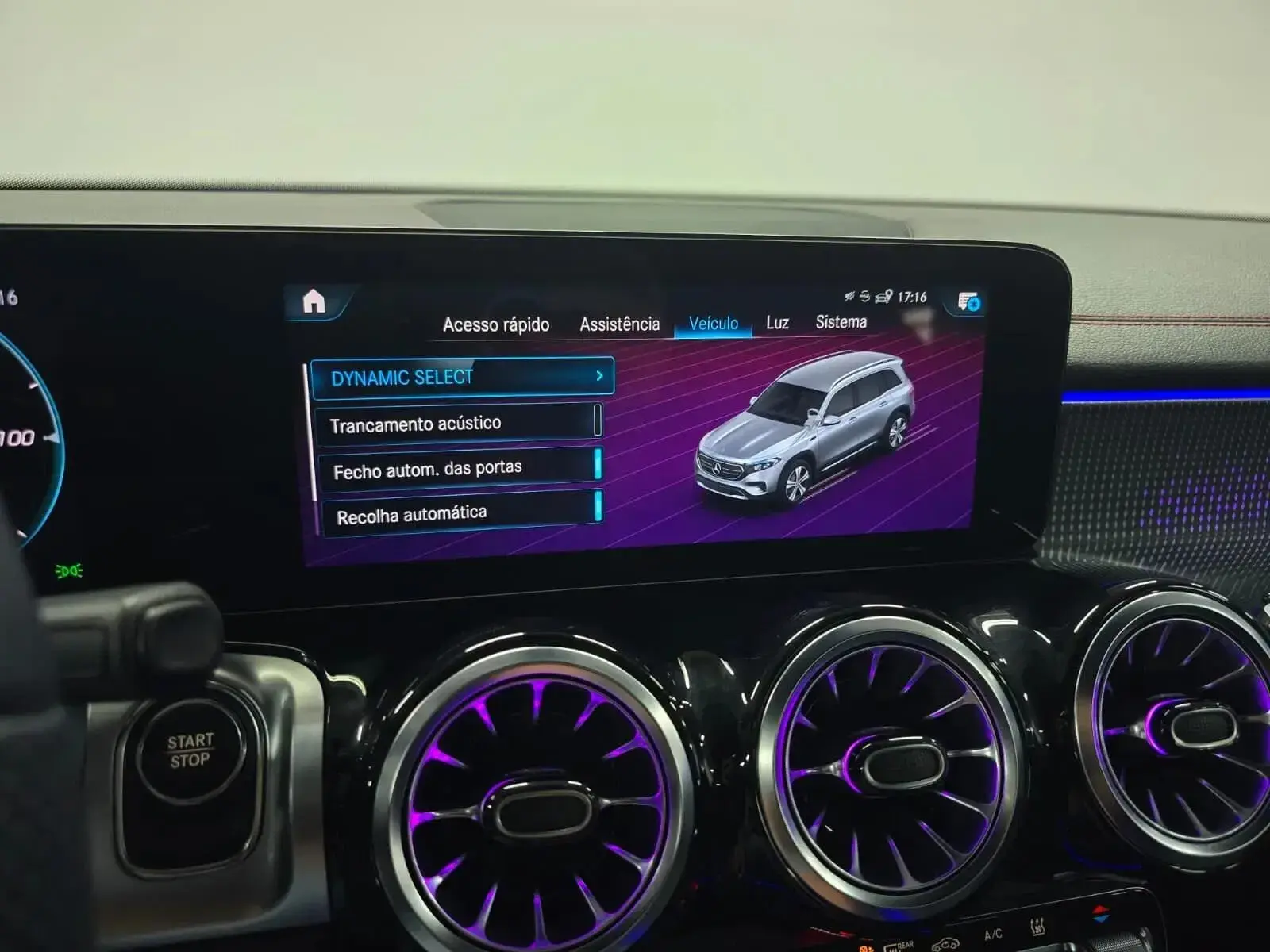 Mercedes-Benz EQB 250 AMG Line 33
