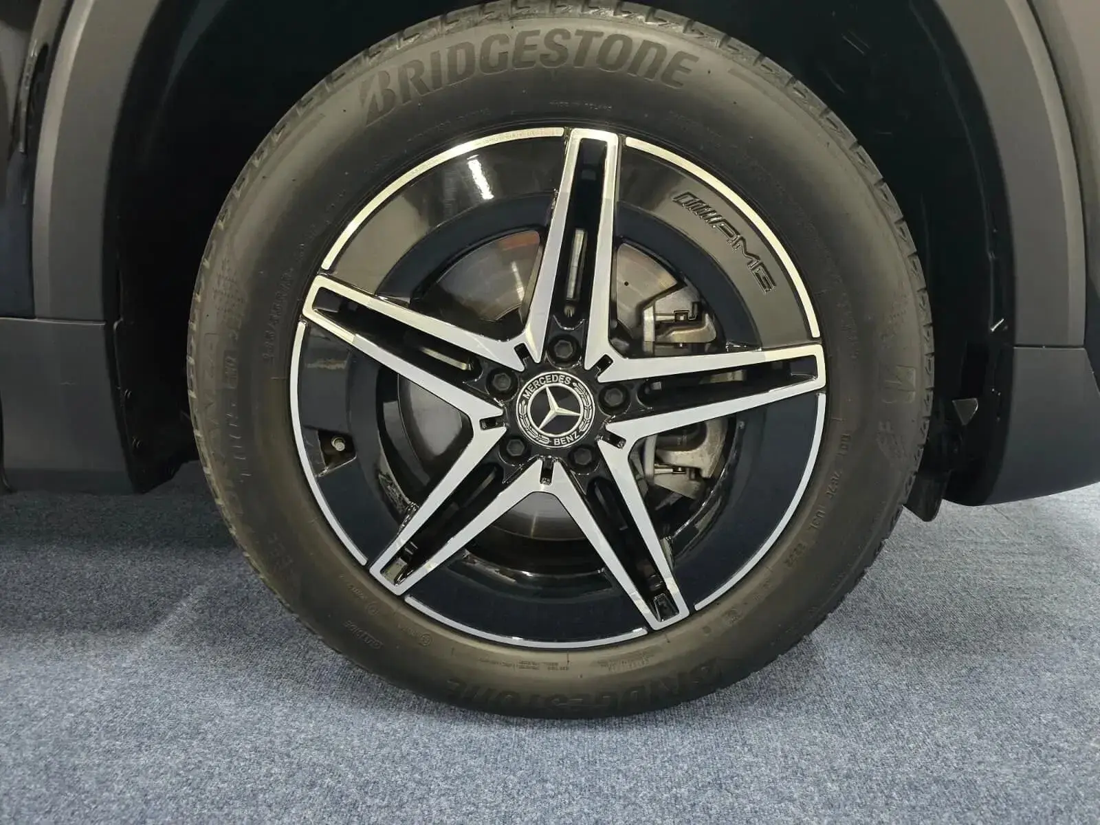 Mercedes-Benz EQB 250 AMG Line 53