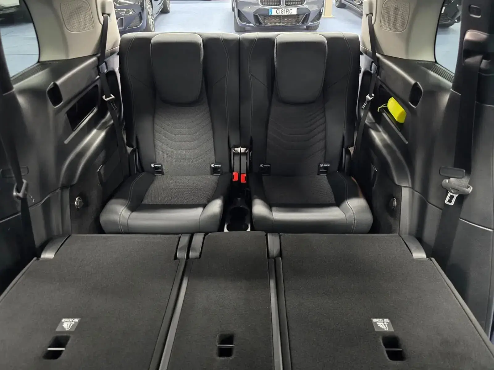 Mercedes-Benz EQB 250 Progressive 24