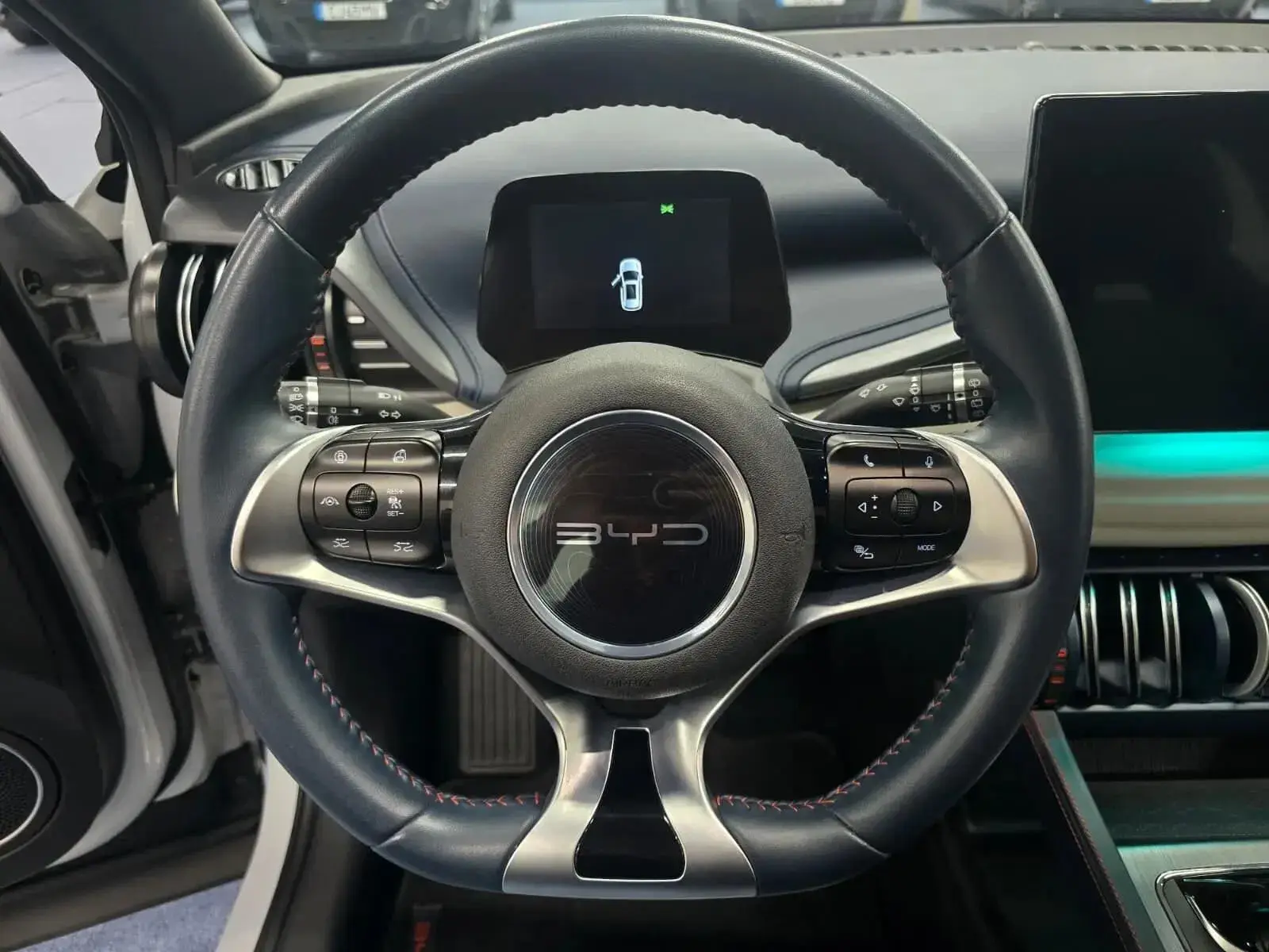 BYD Atto 3 60.48 kWh Design 5