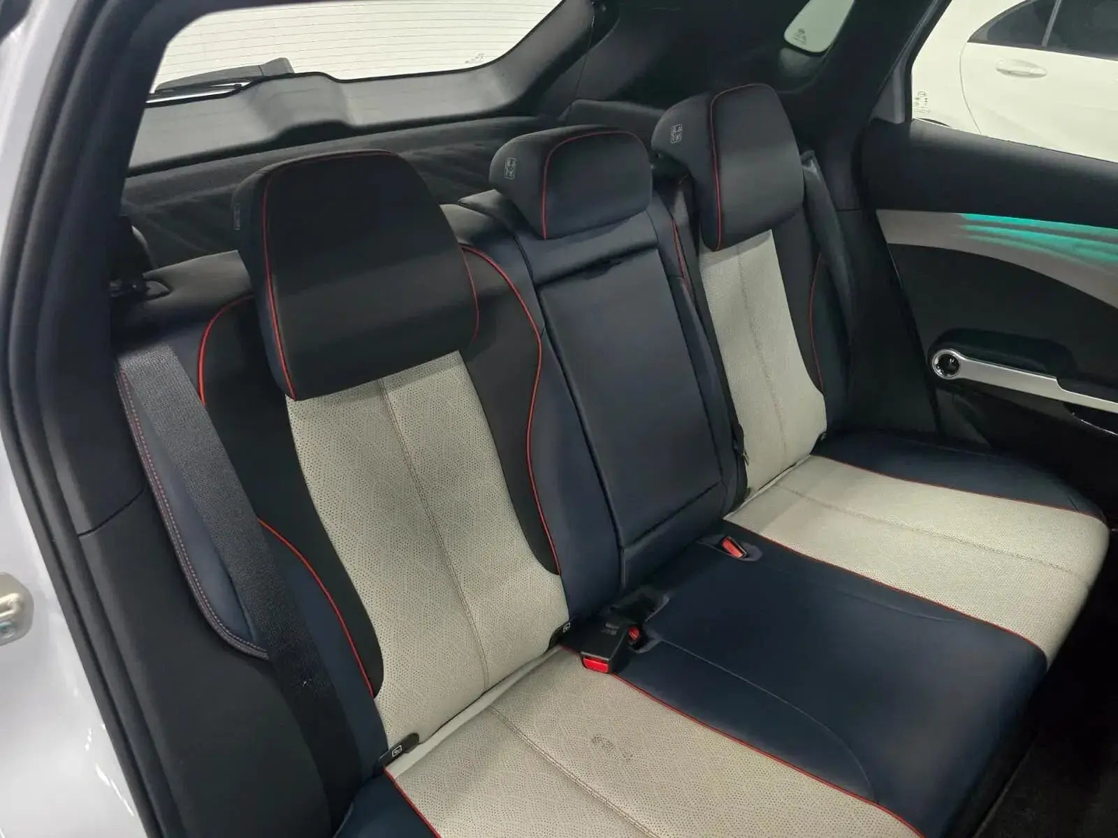 BYD Atto 3 60.48 kWh Design 34