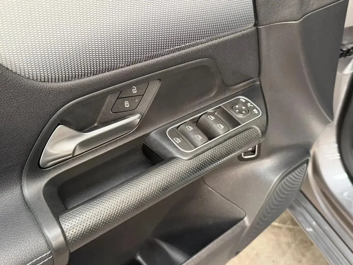 Mercedes-Benz B 250 e 8G-DCT Progressive Advanced 29