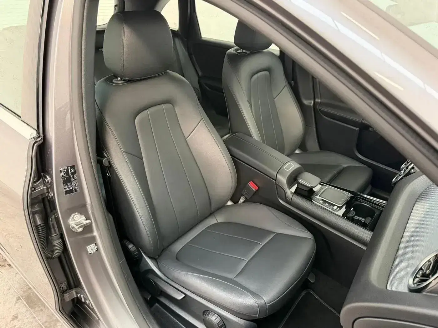 Mercedes-Benz B 250 e 8G-DCT Progressive Advanced 32