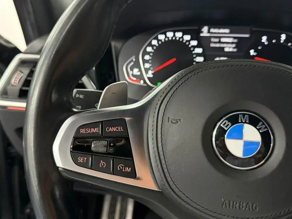 BMW 320 d Pack M Auto 9