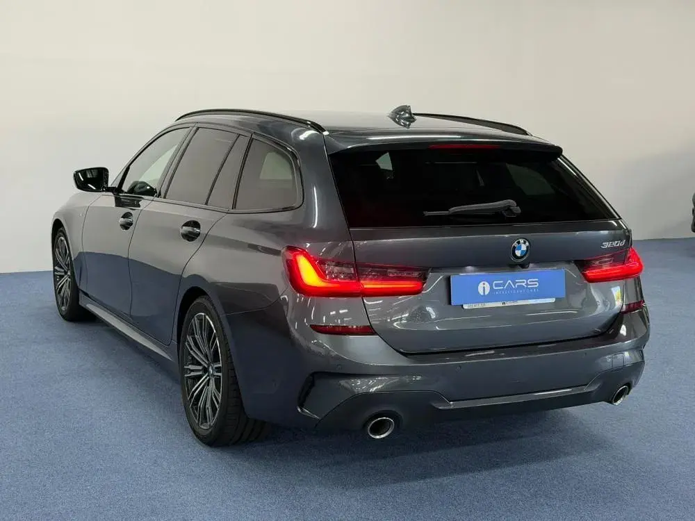 BMW 320 d Pack M Auto 45