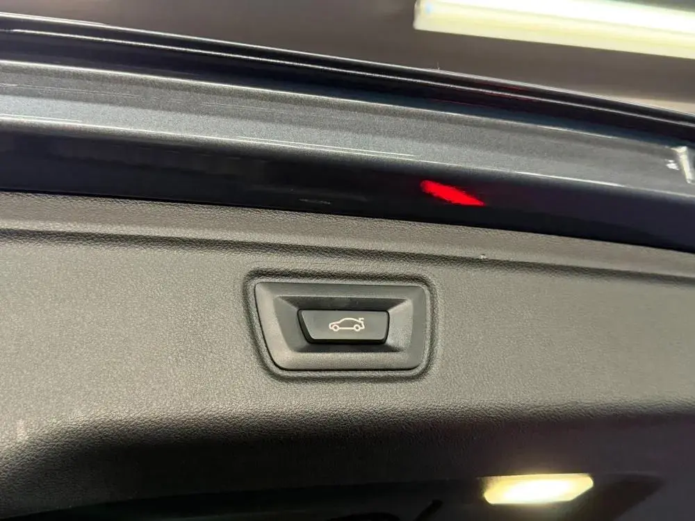 BMW 320 d Pack M Auto 44