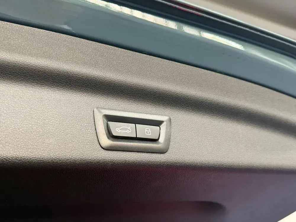 BMW iX1 xDrive30 39