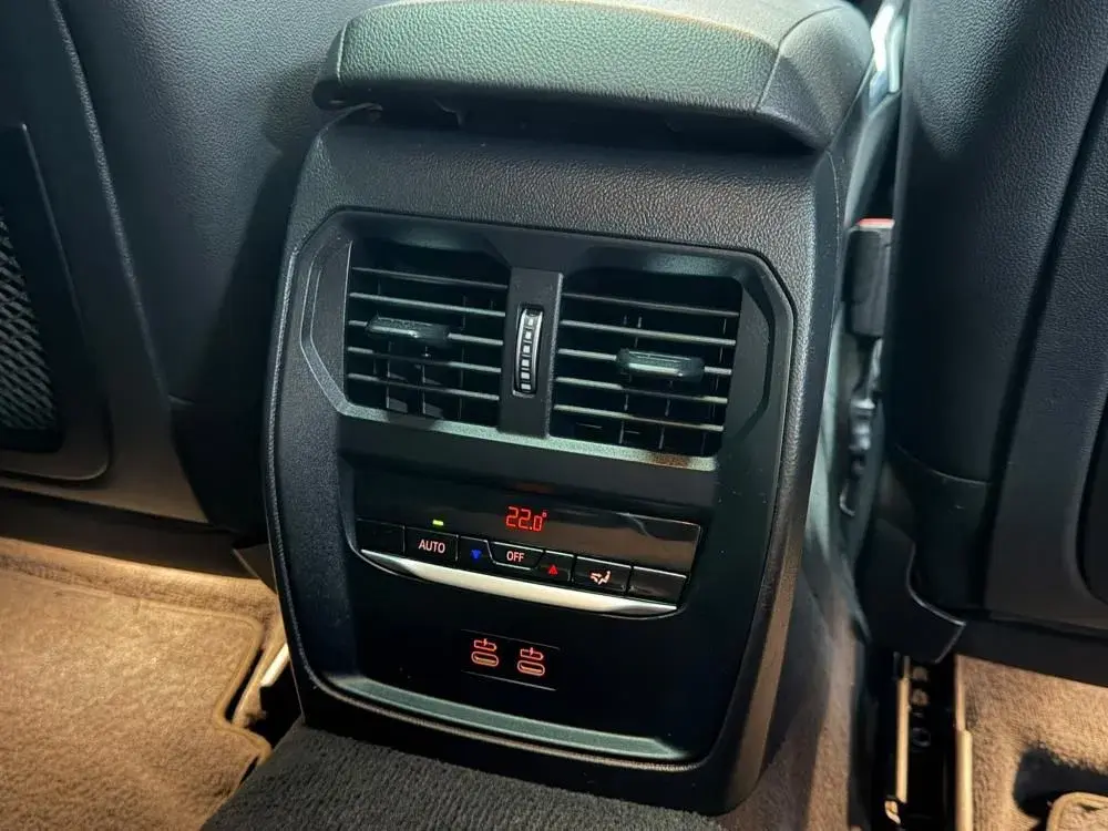 BMW 330 e Aut. M Sport 36