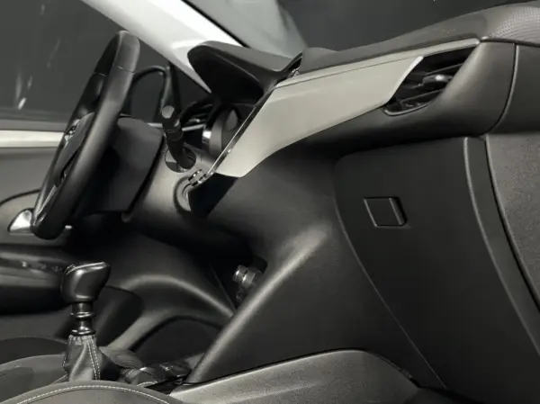 Opel Corsa 1.2 EDITION 9