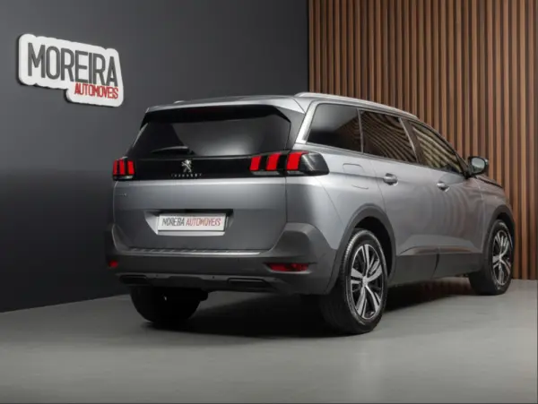 Peugeot 5008 1.5 BlueHDi Allure EAT8 3