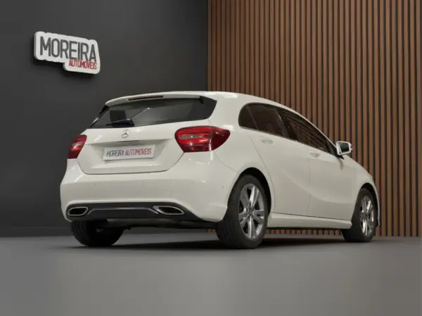 Mercedes-Benz A 180 d Urban 3