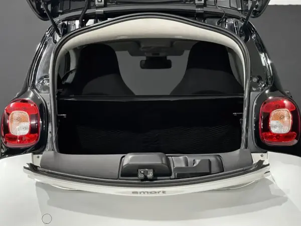 Smart ForTwo Coupé EQ Passion 3d 12