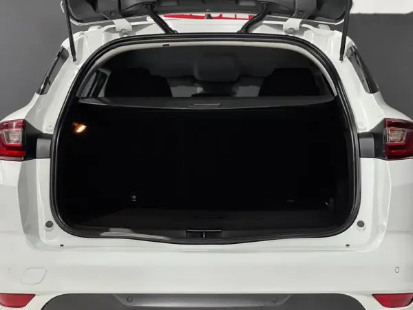 Renault Mégane Sport Tourer dCi 110 FAP EDC Dynamique 12