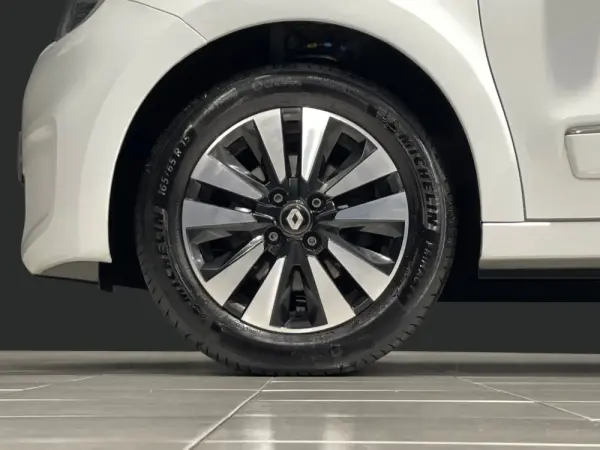 Renault Twingo 1.0 SCe Intens 13