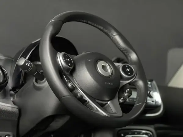 Smart ForTwo Coupé EQ Passion 3d 5