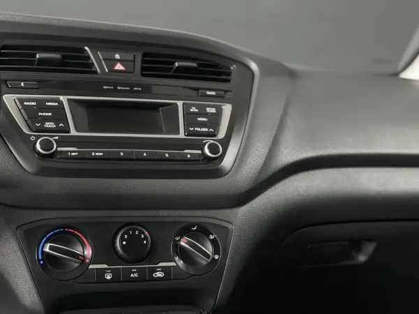 Hyundai i20 1.1 CRDi ACCESS+BLUETOOTH 6