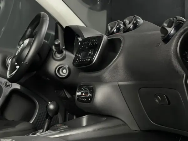 Smart ForTwo Coupé EQ Passion 3d 10