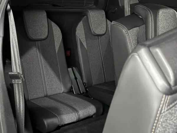 Peugeot 5008 1.5 Bluehdi Allure 9