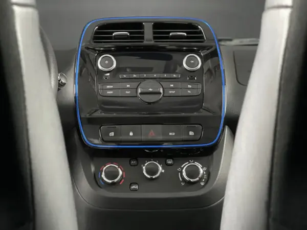 Dacia Spring Electric 45 Comfort 11