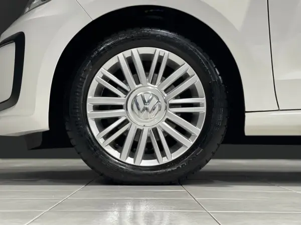 Volkswagen Up! 1.0 BMT Move Up! 12