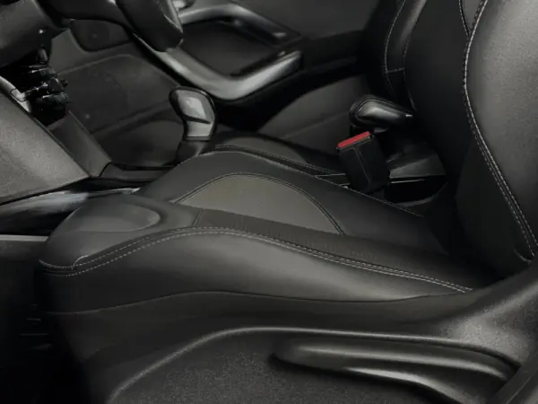 Peugeot 2008 1.2 PureTech Allure 7