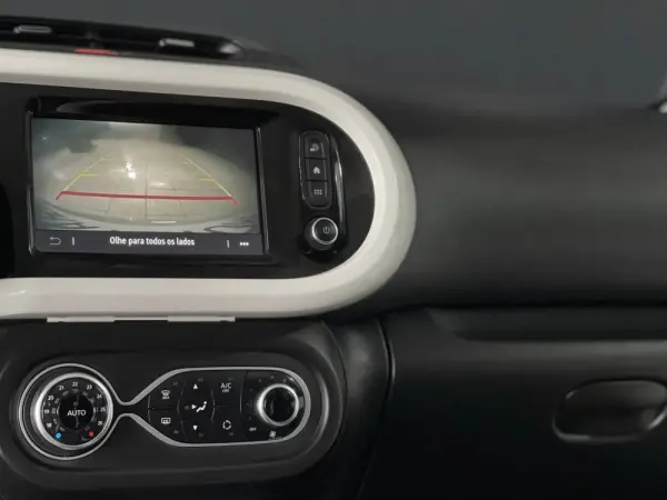 Renault Twingo 1.0 SCe Intens 6