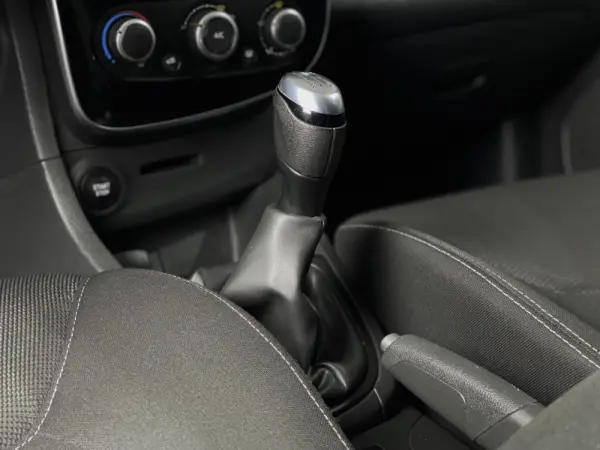 Renault Clio 1.5 dCi Zen 7