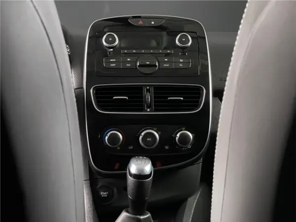 Renault Clio 1.5 dCi Zen 11