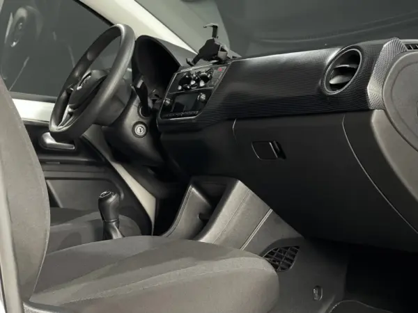 Volkswagen Up! 1.0 BMT Move Up! 4