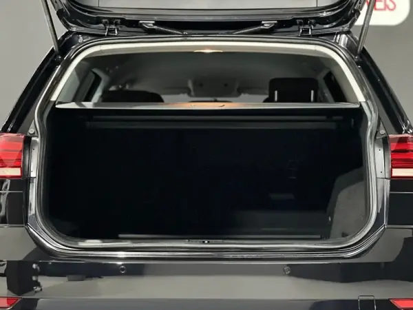 Volkswagen Golf 1.6 TDi Confortline 11